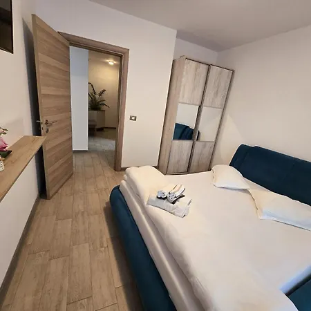 Superb Sea Side 3 - Pool & *