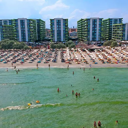 Superb Sea Side 3 - Pool & *